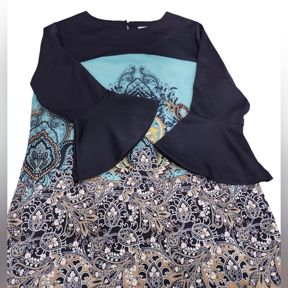 NY &Co Blue paisley print stretch 2in above knee mini dress size L - Picture 5 of 8